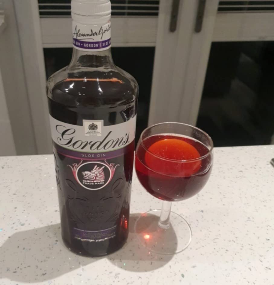 Gordon's Sloe Gin 26 vol 70cl Crafted from Wild Sloe Berries