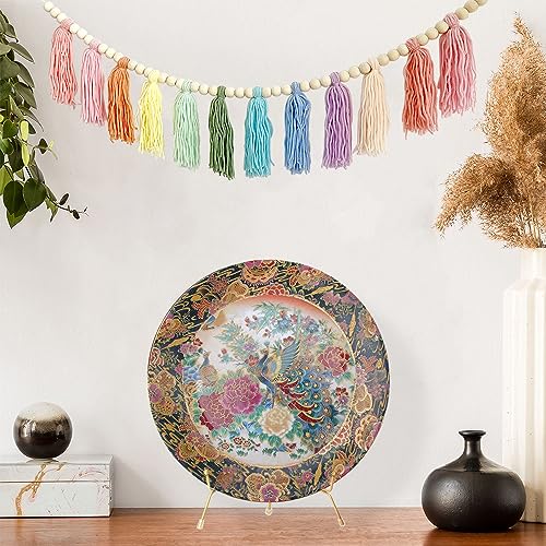 Guirnalda de borlas bohemia con detalles de madera y diseño textil artesanal 5