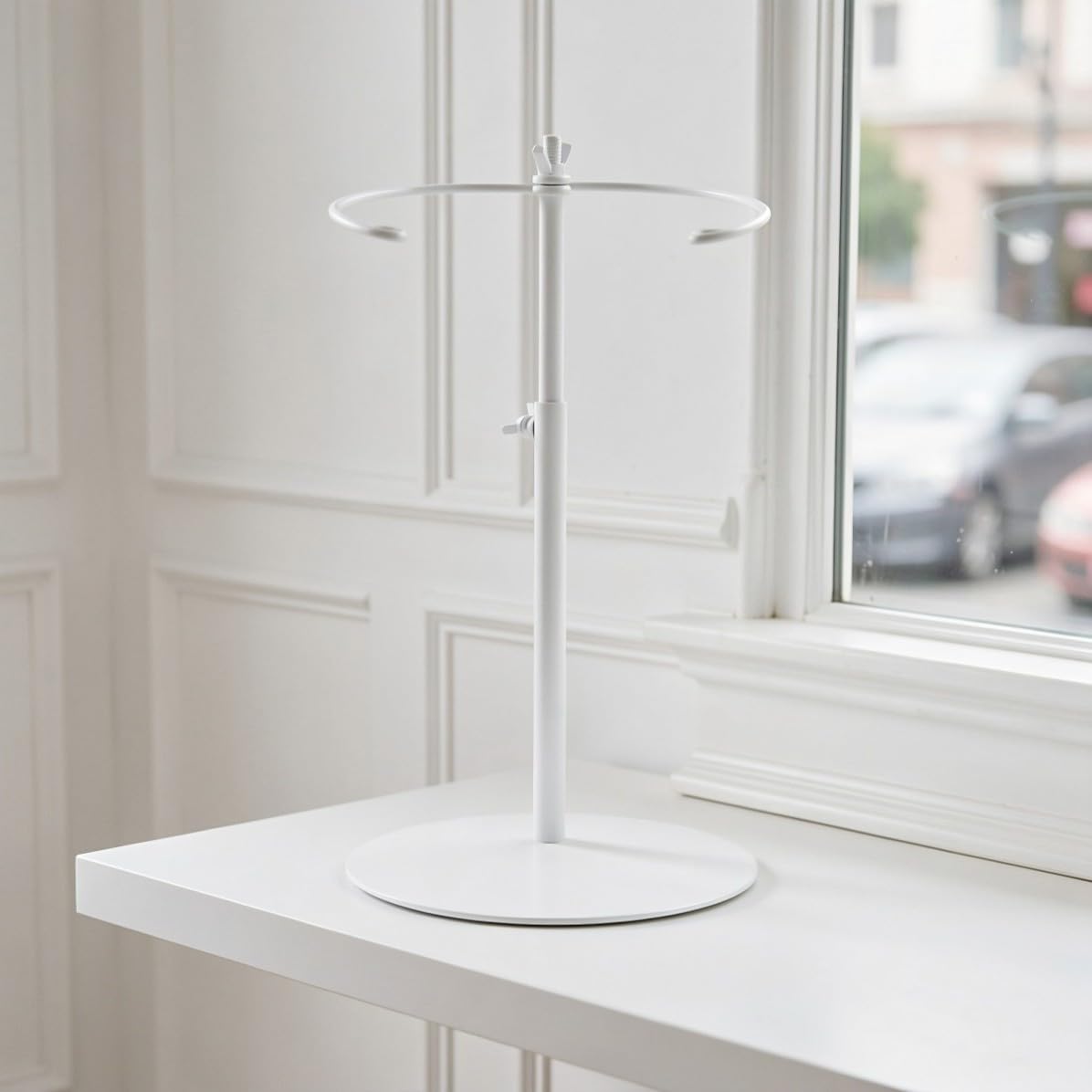 Cabilock 2 Pezzi Supporto per Bouquet in Ferro da 9 Pollici per Esposizione | Base Allargata, Capacità e Ventilazione Migliorata, Finitura Opaca Bianca, Design Nordico Essenziale