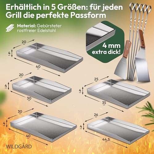 WILDGÅRD® Grillplatte - Plancha Grill Platte aus dickem & rostfreiem Edelstahl – 30 x 20 cm – für BBQ Gasgrill & Kohlegrill geeignet +PLUS: 2x Grillspachtel & 5x Spieße