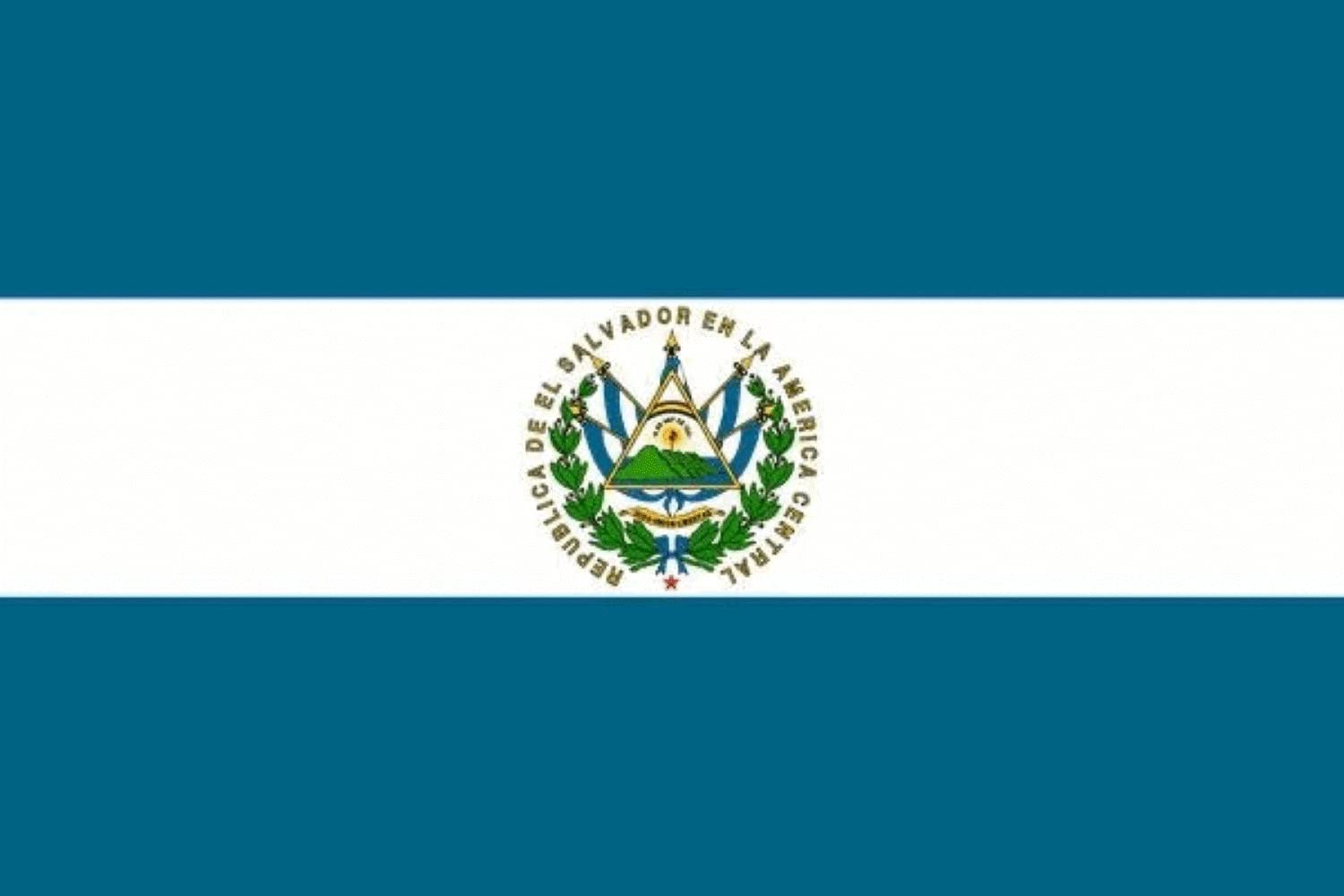 Calamita Bandiera El Salvador 7,5x5,5 Cm: Magnete In Metallo Per Frigorifero, Cucina O Lavagna, Idea Regalo Economica