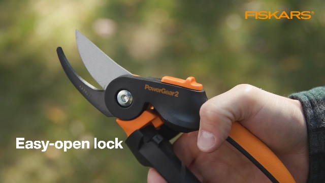 Amazon.com : Fiskars PowerGear2 Pruning Shears, Patented Gear