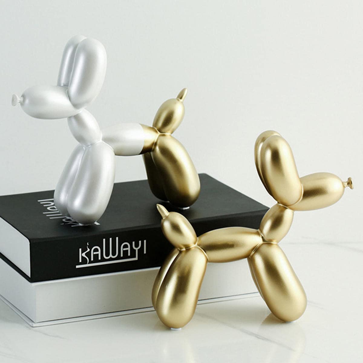 Statuetta ornamentale in resina con palloncino e animali