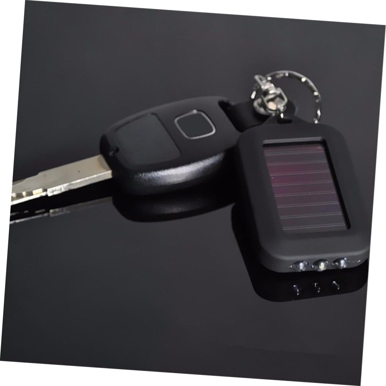 Yardwe 15 Pcs Super Bright Flashlight Beautiful Solar Charging Led Keychain Led Ultra Bright Flashlight Key-Chain Torch Camping Survival Gear Key Ring Carry