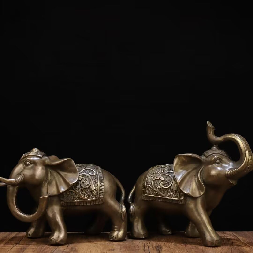 GLETSF Metal Decorations Creative Copper Cow Ornaments Chinese Handicrafts Home Living Room Office Desktop Bookshelf Ornaments Statues Home Decorations,