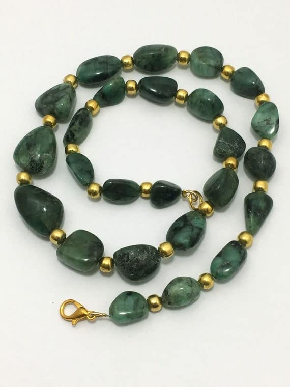 Émeraude naturelle en perles de 10x20mm pour sublimer vos tenues d'été