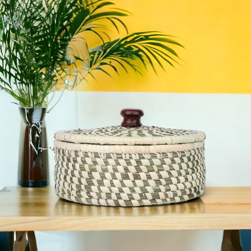 Image of Handmade Sabai Grass Box for Roti /chapati /Dry Fruits |Organiser, Storage Box | Container for Serving on Dining Table| Kitchen Decor Cum Utility| Size : 21L x 21W x 8H CM (Green)