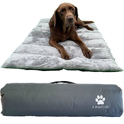 Large Portable Travel Dog Bed. Indoor & Outdoor Dog Mat with Water