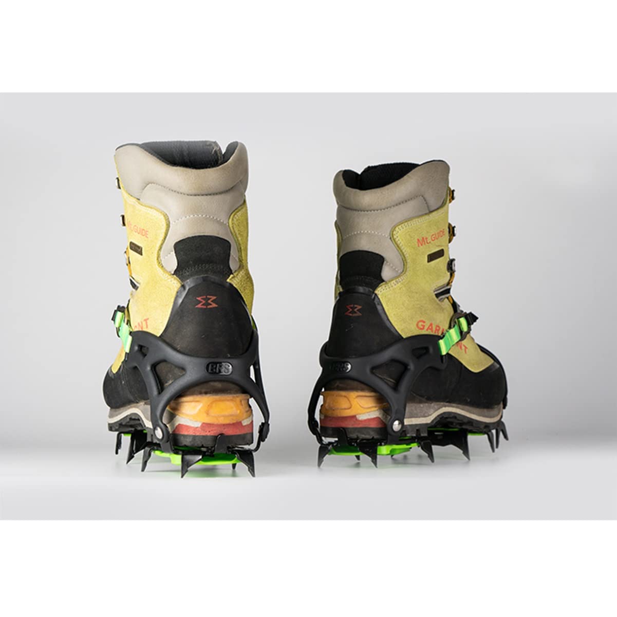 14 dientes Anti Slip Garras de hielo, ajustable Bundled Crampones de hielo, de acero de alto manganeso Cleat, hielo pinchos de tracción para los zapatos y las botas de senderismo Camping Moutaineering