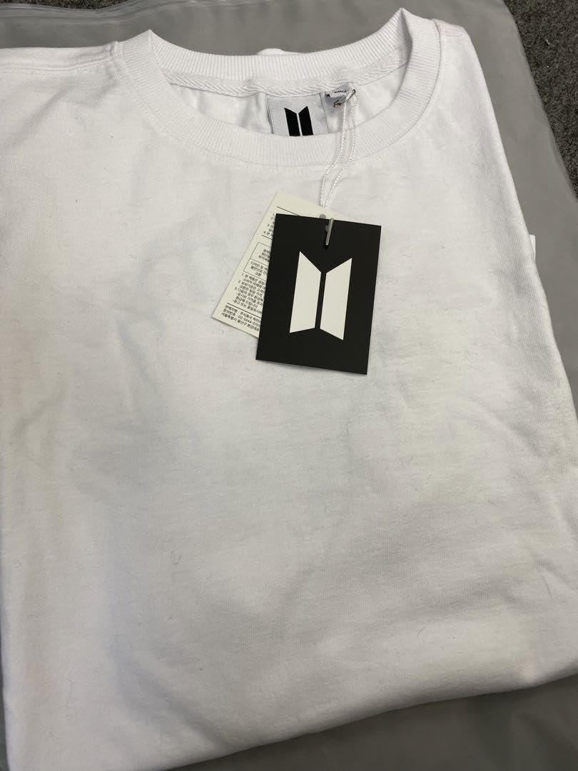 Amazon.co.jp: BTS V LAYOVER Tシャツ : おもちゃ