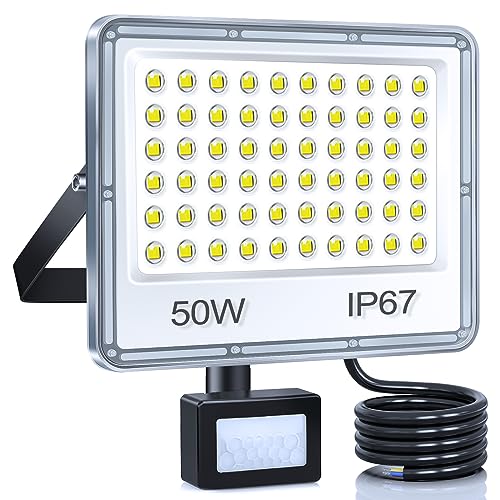 YIQIBRO Faro LED Esterno con Sensore Movimento 50W, Faretto con Sensore di Movimento 5000LM 6500K Bianca Fredda, Impermeabile IP67 Luci da Esterno per Giardino, Terrazza, Garage, Entrata
