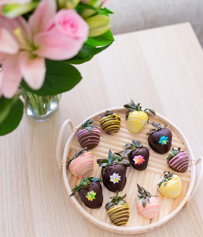 From You Flowers - Flower Power Chocolate Covered Strawberries (12 Count)