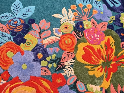 Image of Handmade Woolen Carpet Irregular Shape for Living Room Size 6x8 ft