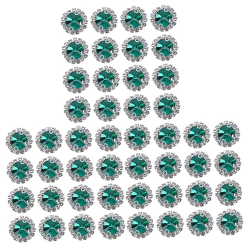 Décoration table réussie avec 60 pièces à plat vert mariage