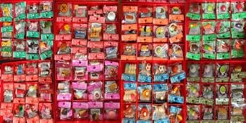 Toy Iwako Erasers Bulk Assorted (Pack of 50) Book