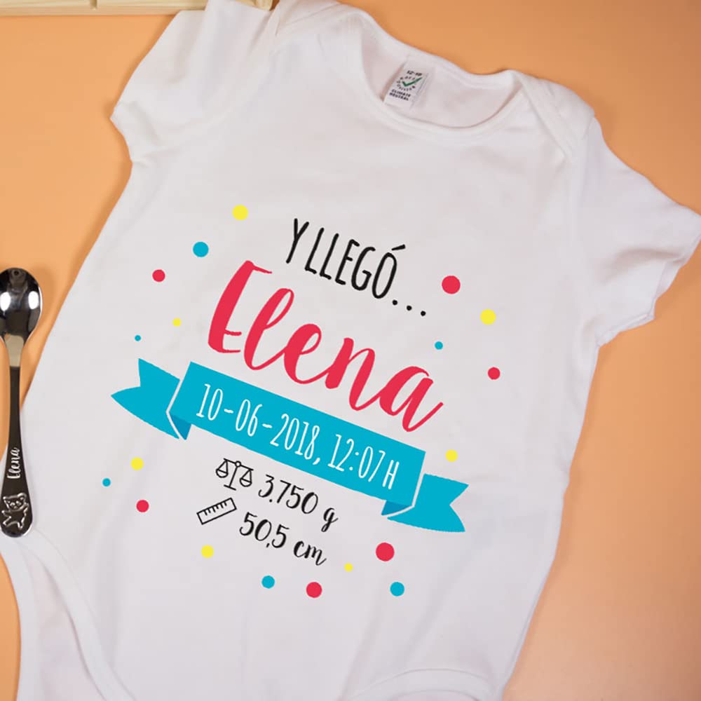 Canastilla personalizada con babero + body + cubiertos en caja de madera