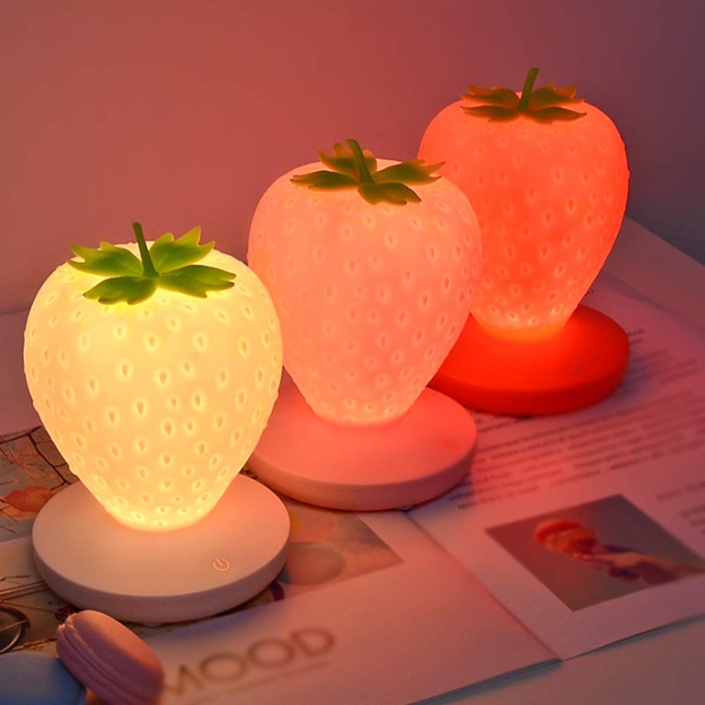 Dotykowa ściemnialna lampka nocna LED, silikonowa lampka nocna w kształcie truskawek, lampka nocna USB, dekoracja sypialni (kolor: A) interesting