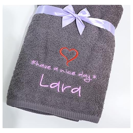 Personalisiertes Handtuch mit Namen & Motiv – Anthrazit Frottee Handtuch 70x140 cm aus 100 % Baumwolle – 500 g/m² – Bestickt – OEKO-TEX – Geschenk für Kinder & Erwachsene (70 x 140 cm, Dunkelgrau)