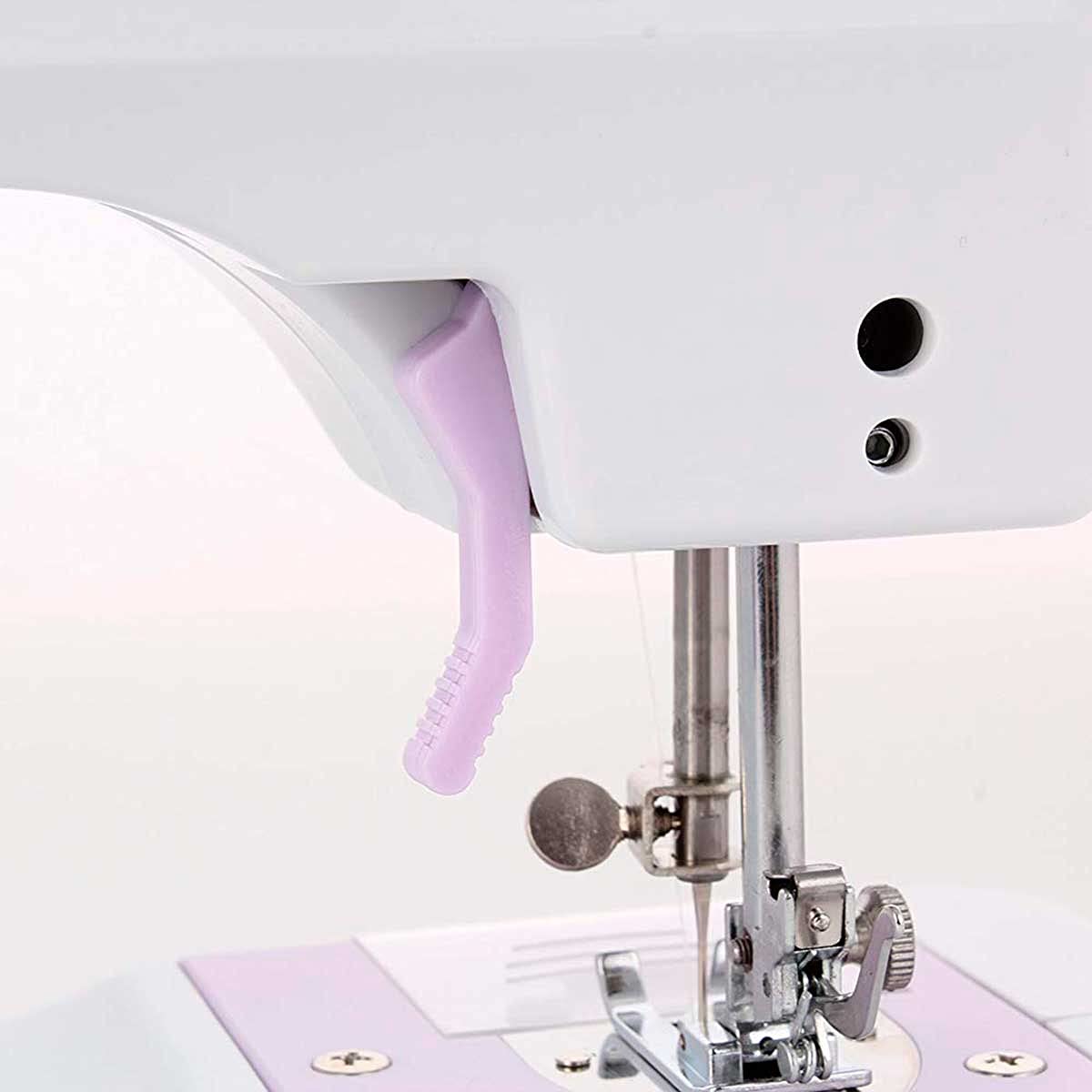 PRIXTON Mini Máquina de Coser Portátil P110 con Cajón para Accesorios, Lámpara y Pedal, 12 Tipos de Puntadas Diferentes, Dimensiones 26x25x11.5 cm, Rosa