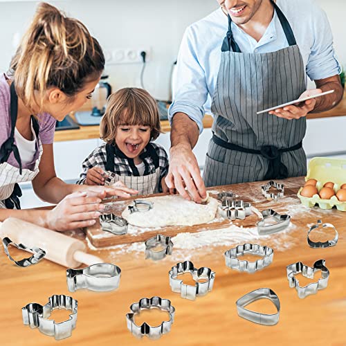 Turnmeon 15 Pcs Large Fall Thanksgiving Cookie Cutters Set, 15 Shapes Maple Leaf Turkey Leg Pumpkin Squirrel Acorn Corn, Metal Holiday Cookie Cutter Biscuit Mold For Baking Thanksgiving Party Favors #TOP5