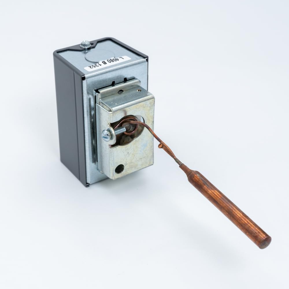 Honeywell L4080B1352 High Limit AquStat, 1" x 1" x 1"