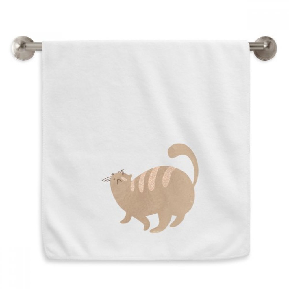 Serviette chat brun pour peaux sensibles évitant les irritations du visage