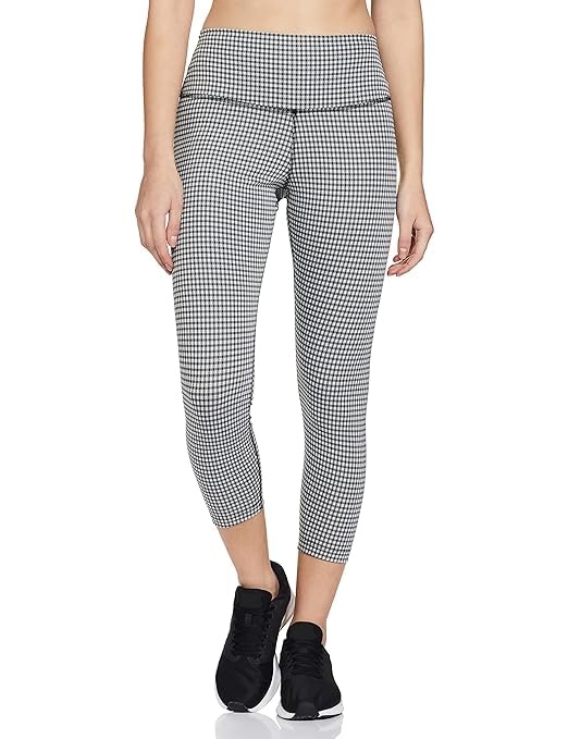 Image of Nike Women's High Rise 3 /4 Length Regular Fit Tights