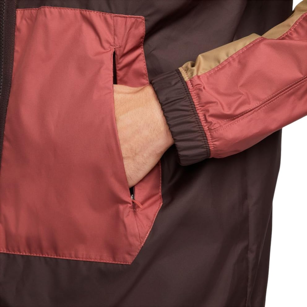 Image of Nike Men's Sportswear Windrunner Hooded Jacket