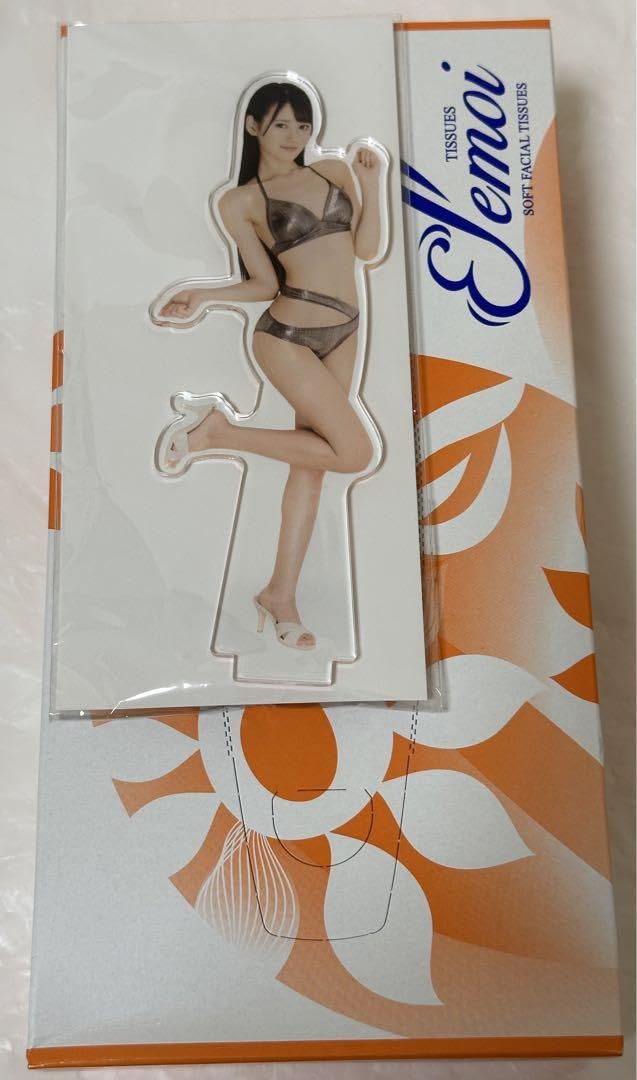 Amazon.co.jp: 八掛うみ アクリルスタンド : おもちゃ