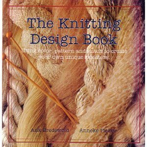 Paperback The Knitting Design Book: Using Color, Pattern and Stitch to Create Your Own Unique Sweaters (English and Dutch Edition) Book