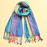 Las bufandas de mujer son una excelente manera de personalizar un atuendo de manera informal y fácil. Es mejor usarlo como bufanda, bufanda cálida, bufanda de protección solar, puede usarlos en la calle, al aire libre, viajes, fines de semana, deportes, trabajo y más.