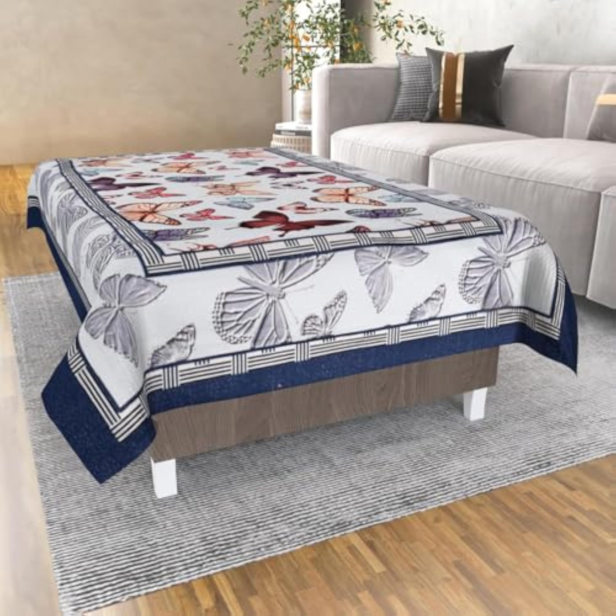 Luxurious Attractive Super Soft Velvet 4 Seater Center Table Cover