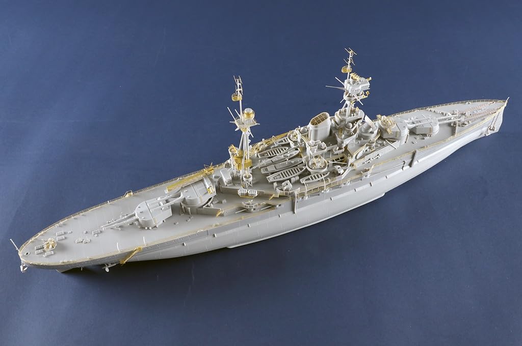 Trumpeter 05379 - Modello in plastica con risoluzione HMS della corazzata britannica 1/350