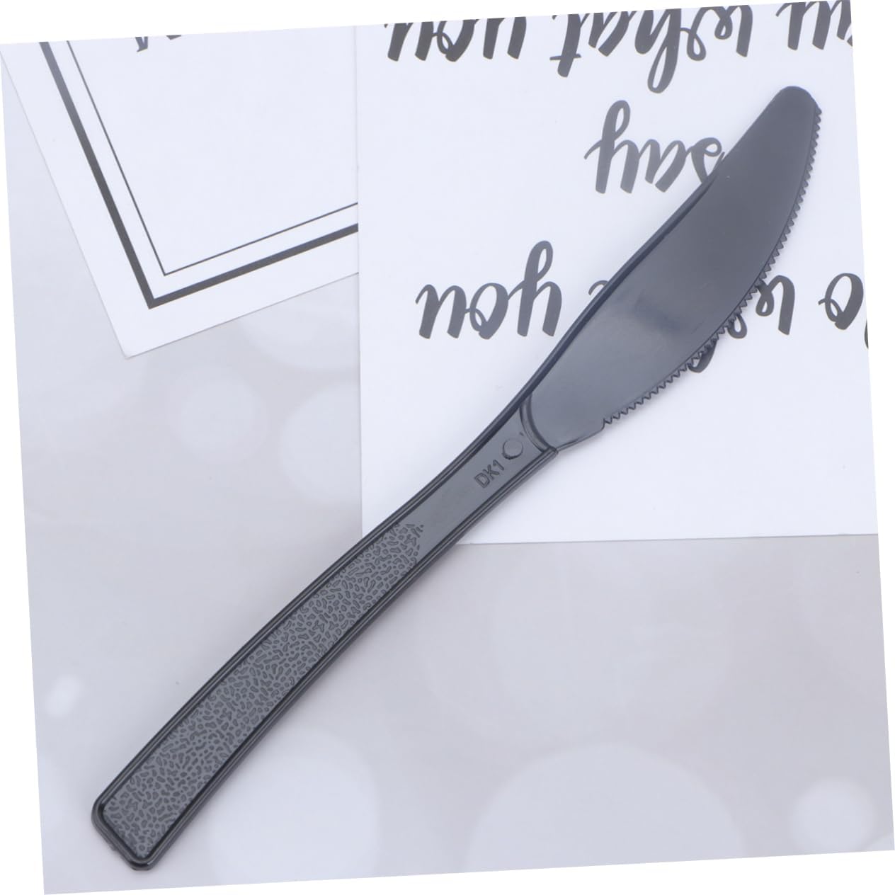 Baluue 48pcs Plastic Knives Heavy Duty Outdoor Serving Utensils for Graduation Bbq Party