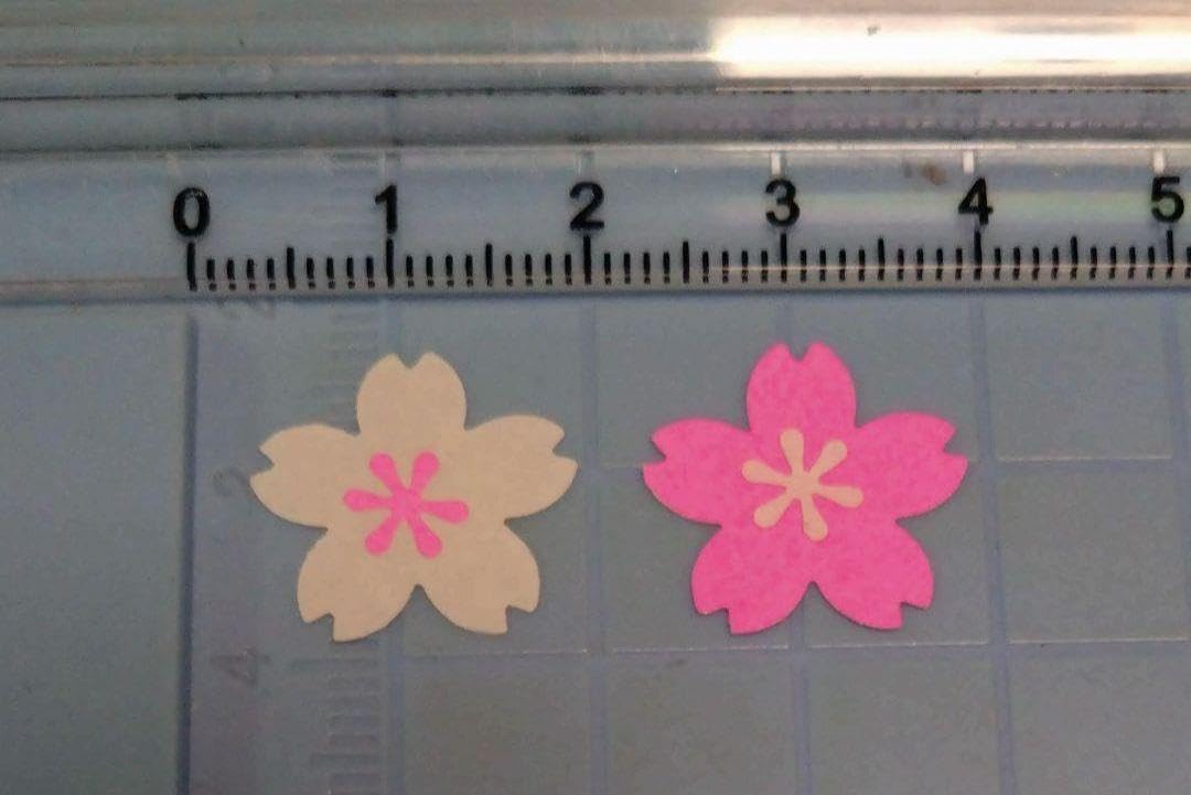 Amazon.co.jp: クラフトパンチ 桜の花(花芯付き) 100枚 (ピンク50枚