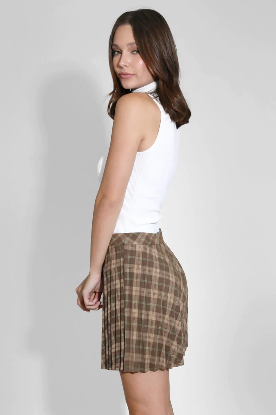 Women's Mock Turtle Neck Tank Tops Slim Fit Ribbed Knit Sleeveless Tops Casual Cami Vest Shirts - Image 3