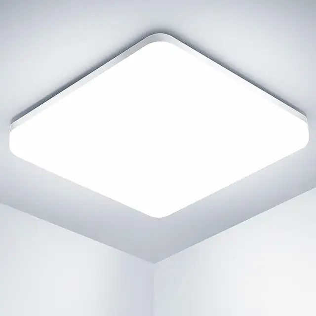 Lámpara LED Techo 20W Blanco Frío Cuadrado IP44 para Cocina, Baño, Dormitorio