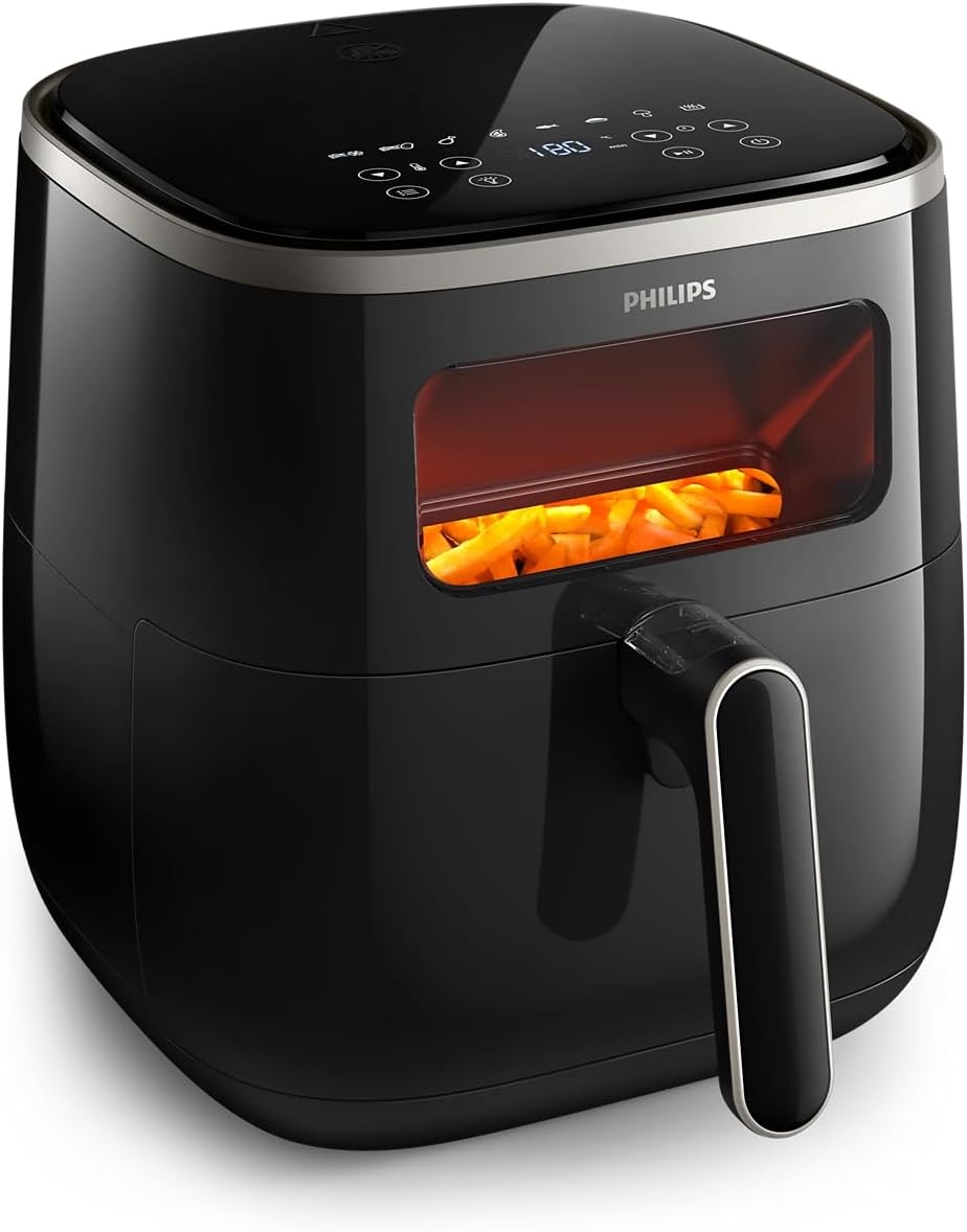 Philips HD9257/80 Airfryer in use with food