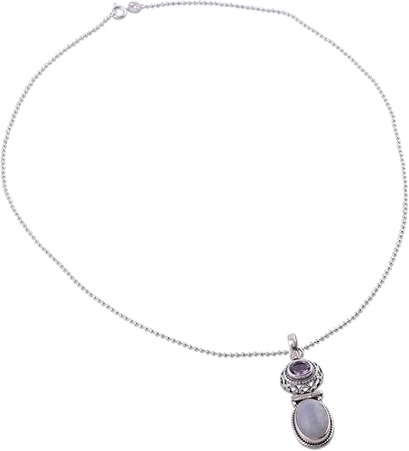 NOVICA Collar artesanal hecho a mano con colgante de amatista de piedra lunar arcoíris de la India de plata de ley con piedra natal púrpura