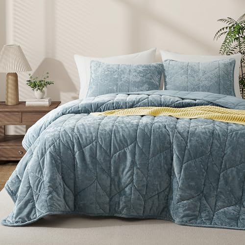 Oli Anderson Velvet Quilt Set King Size - Lightweight Bedspread Coverlet - Soft Velvet Comforter Set - Reversible Quilted Bedding Set for All Seasons - Ash Blue - 3 PCS (1 Quilt, 2 Pillow Sh