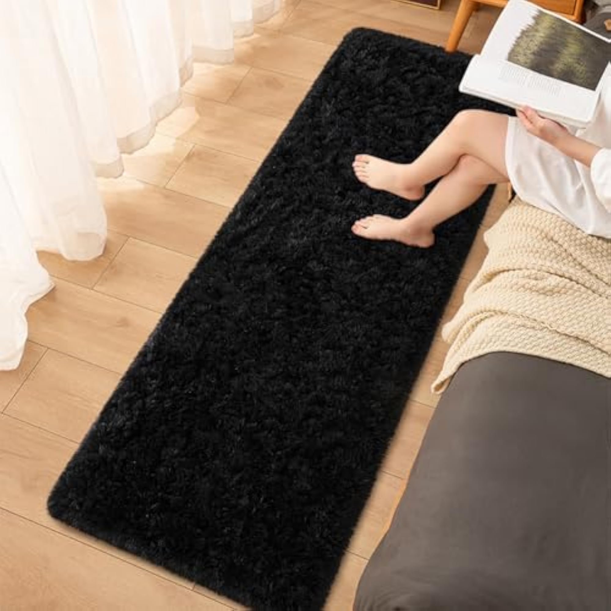 Luxury Fluffy Shaggy Polyester Carpet, 2x5 Feet
