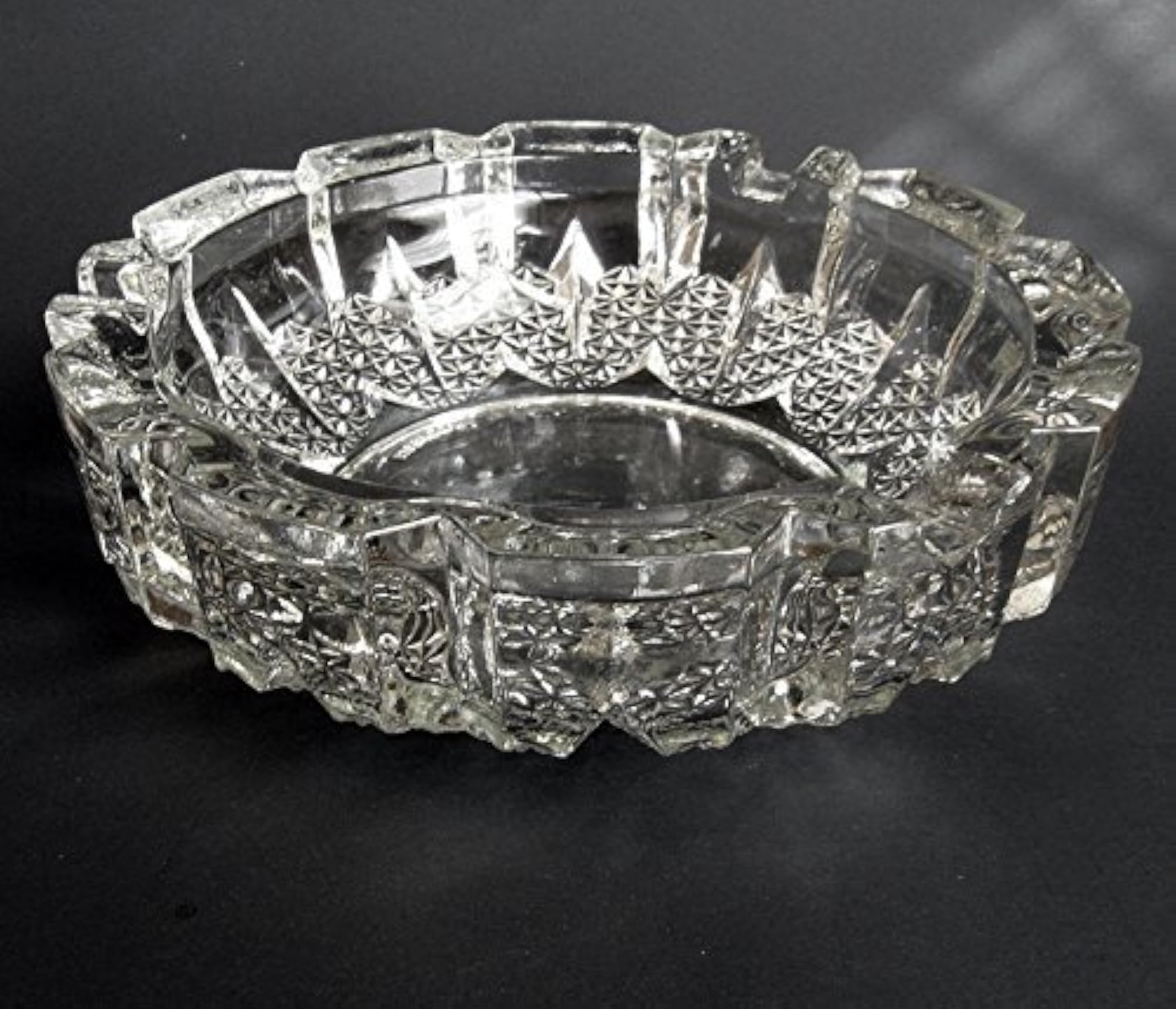 Classic Glass Ashtray for Cigarettes and Cigars