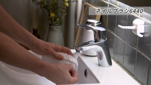 Amazon.co.jp: Vikan(ヴァイカン) ネイルブラシ ハードタイプ 6440