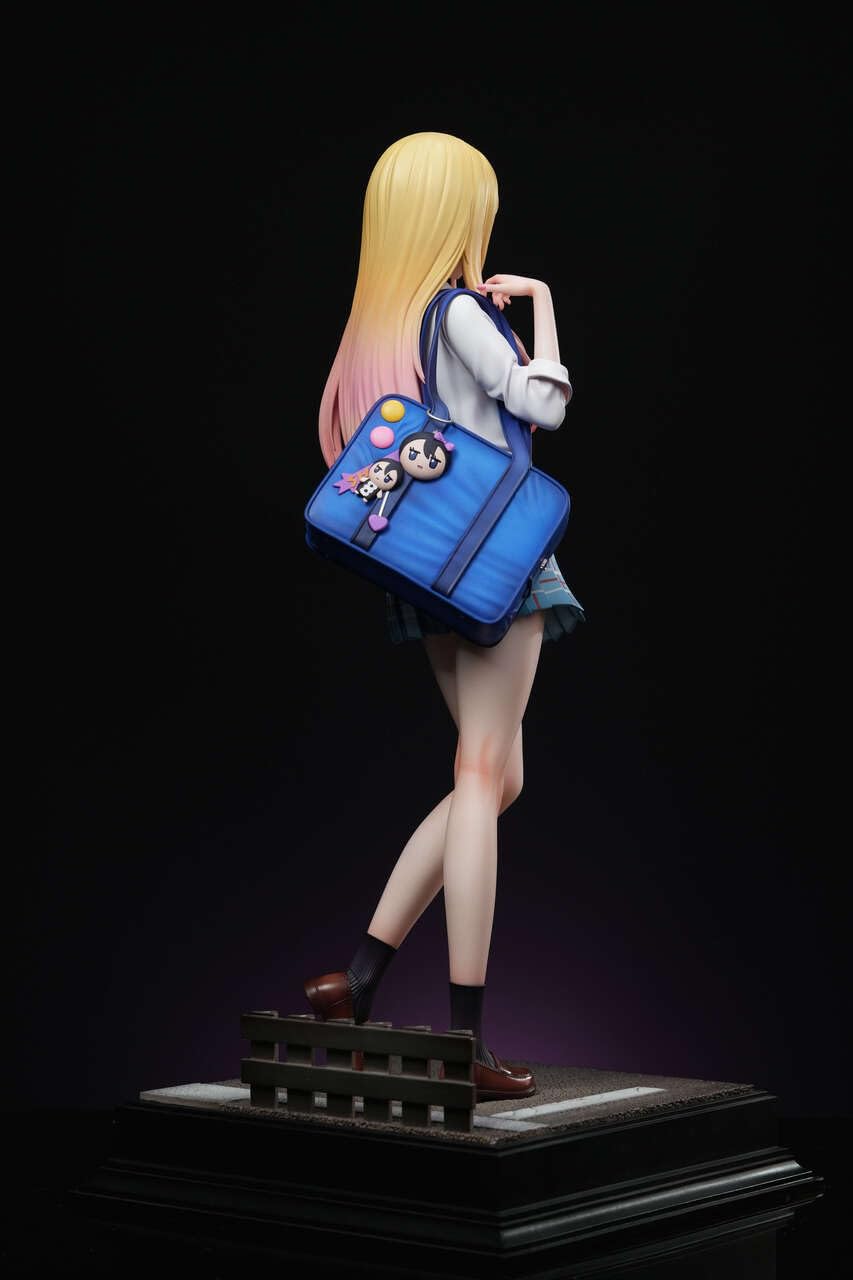 喜多川海夢　フィギュア　14体 Amazon.co.jp: 喜多川海夢 1/4スケール 高さ49cm 塗装済み完成品