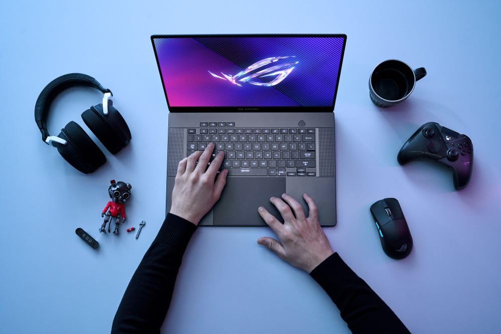 ASUS ROG Zephyrus G16 GU605MV#B0CQ2QSNGX, Notebook con Monitor 16" 2.5K Antiglare, 240Hz, Processore Intel Core Ultra 7 155H, RAM 16GB, 1TB SSD PCIE, NVIDIA GeForce RTX 4060 8GB, Win 11 Home, Grigio