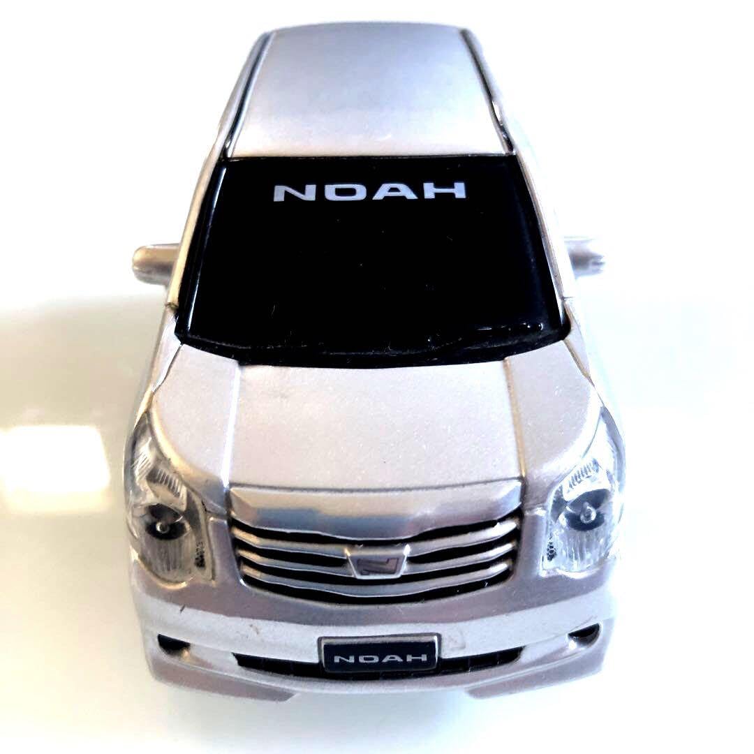 Amazon.co.jp: 希少 一点物 トヨタ ノア NOAH ミニカー チョロQ : おもちゃ