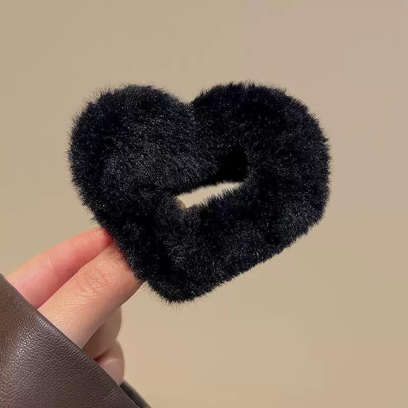 4Pcs Hearts Hair Clips Cute Fuzzy Black Brown Heart Hair Claw Clip Soft Non-Slip Claw Barrettes Winter Fashion Hair Accessories for Women Girls Hair Decorations Valentine's Day Gifts