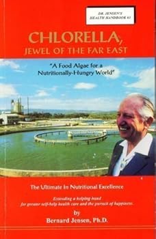 Paperback Chlorella Jewel the Far East Book
