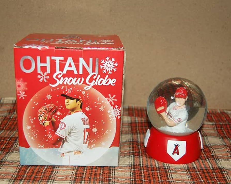 大谷翔平選手　スノードーム 大谷翔平選手6月24日エンジェルス球場25000個限定配布Christmas