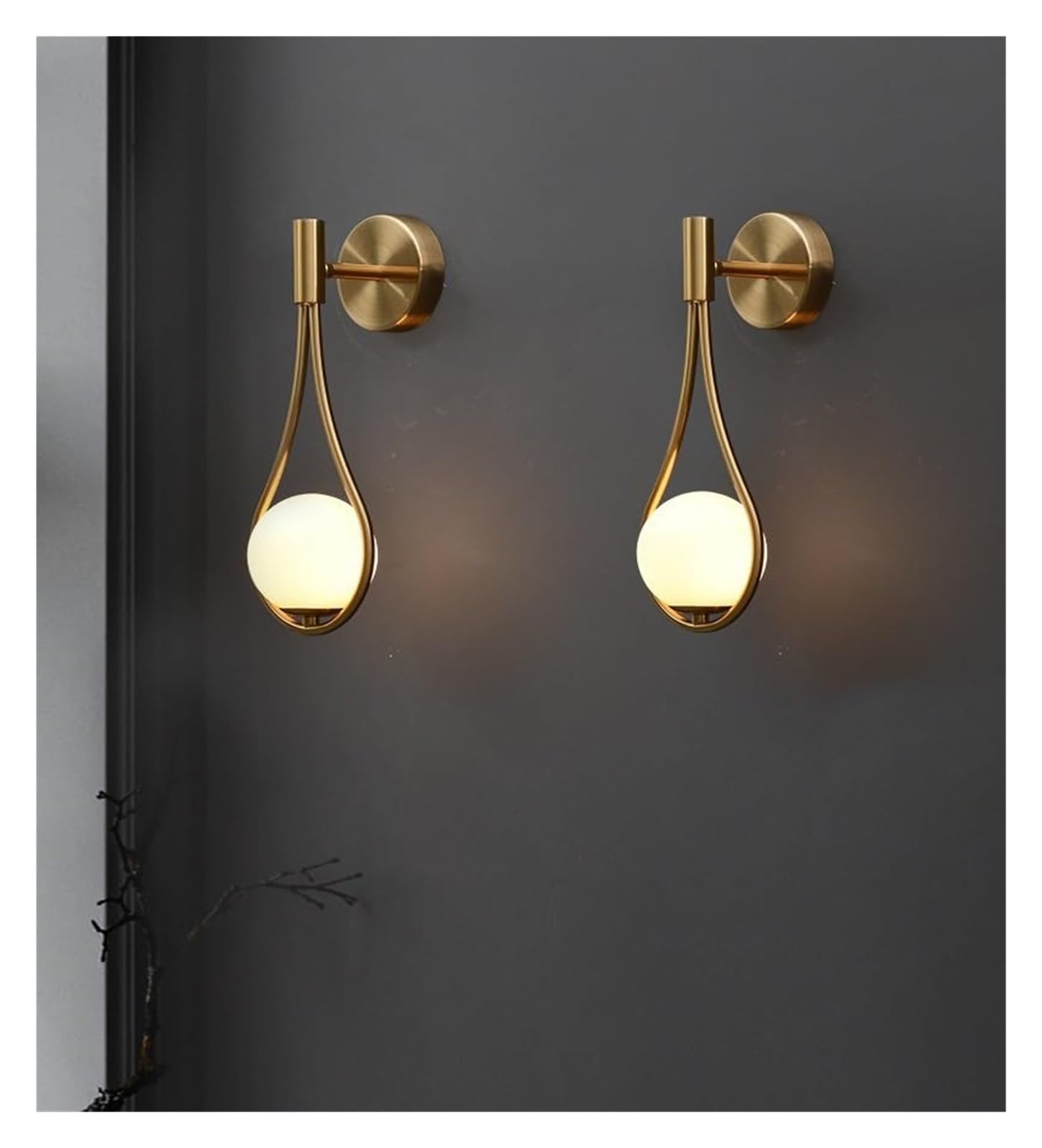 Applique da Parete Senza Fili Ricaricabili Set da 2, Lampada LED da Parete con Telecomando, Globo in Vetro Opale E Finitura Ottone Dorato, Luce Decorativa per Camera Soggiorno Gold